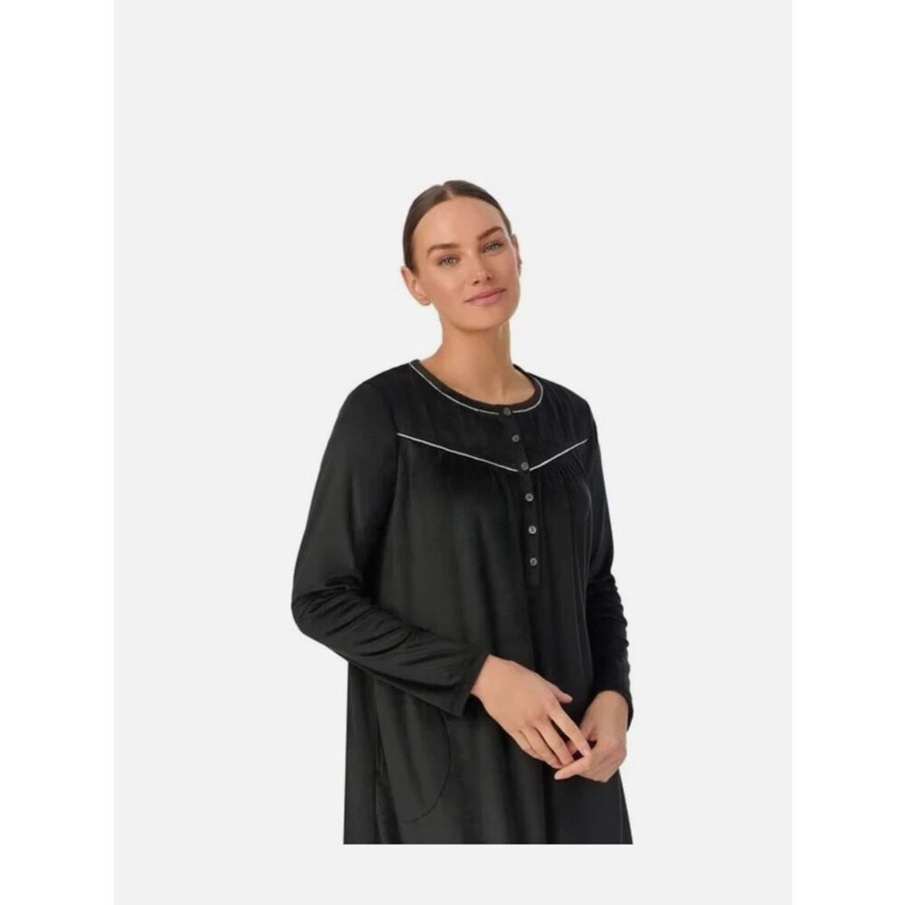 EUC Aria Collection Nightgown Long Sleeve Velour Black Pockets - Size 3X - Picture 7 of 10